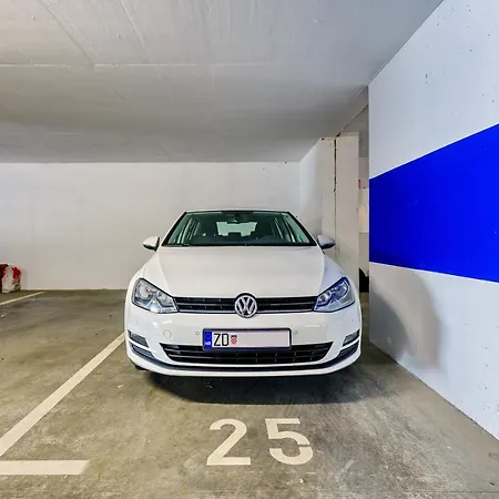 Iskra With Free Parking *