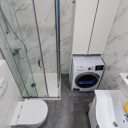 Iskra With Free Parking Apartment *