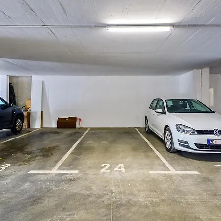 Iskra With Free Parking Apartment *